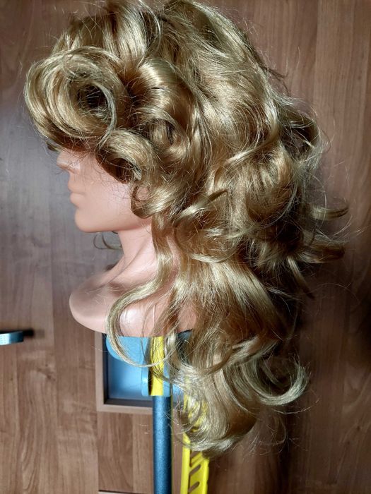 Peruka blond karnawałowa