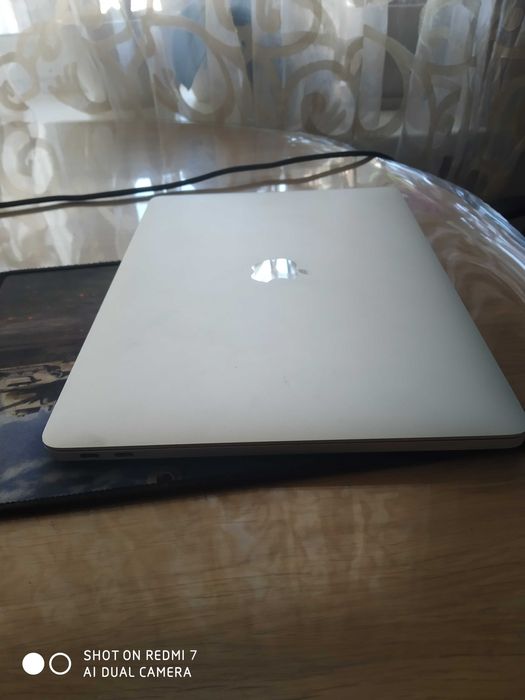 MacBook Pro 2017 13-inch