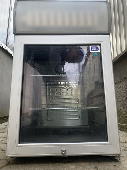 Холодильник -вітрина SFA COOL(Frigolas)