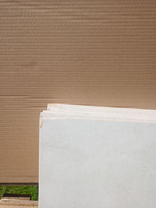 Płytki ceramiczne gresowe mrozoodporne rektyfikowane