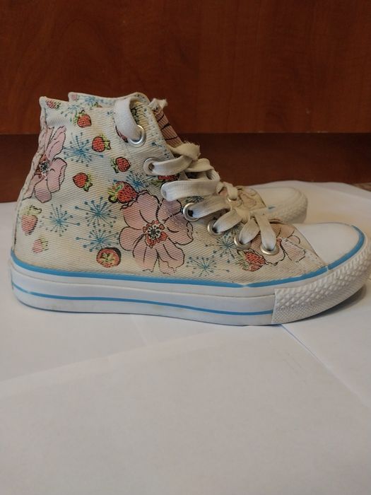 Кроссовки, размер 36