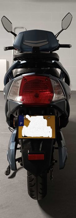 Scooter elétrica Sunra Hawk