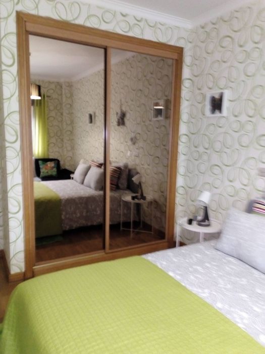 Quarto para alugar, disponível disponível 28 deste mês, ambiente sossegado.