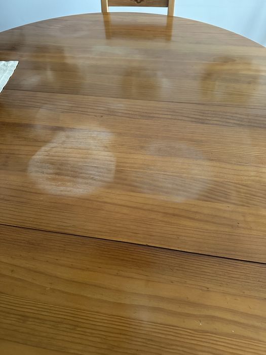 Mesa de jantar com 6 cadeiras