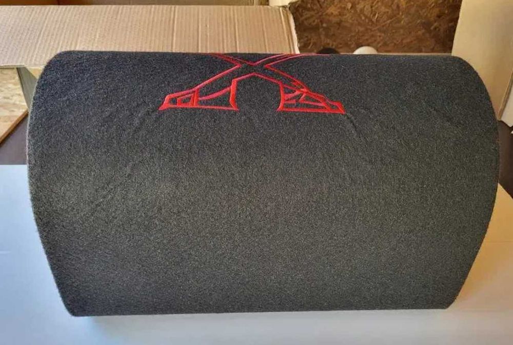 Продам новий сабвуфер з чудовим глибоким басом