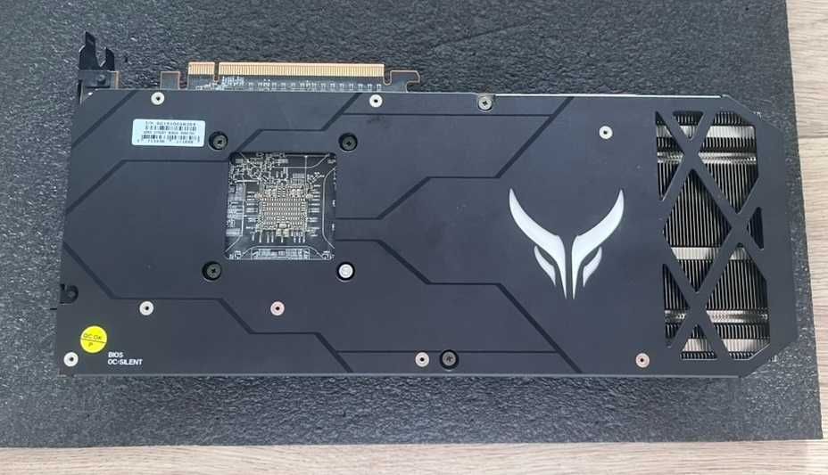 GPU AMD Radeon RX 5700 XT