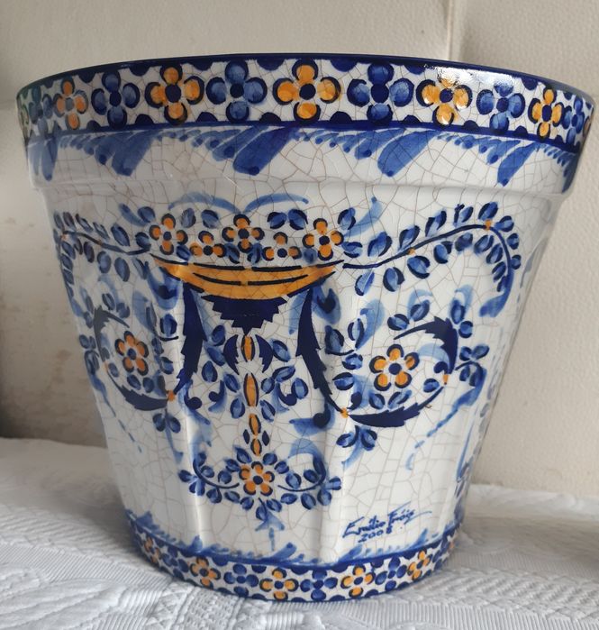 Floreiras pintadas ã mão