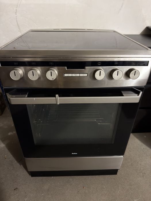 Kuchenka indukcyjna wolnostojąca Amica