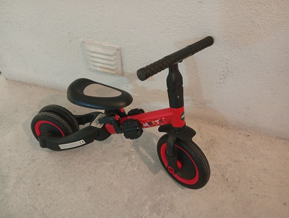 Bicicleta / triciclo para crianças