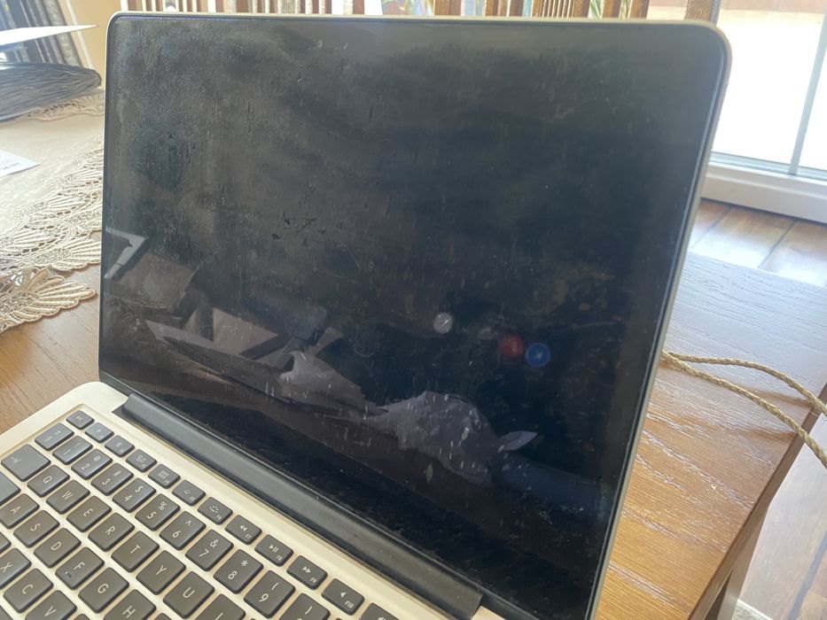 MacBook Pro 2014 8gb RAM 128gb