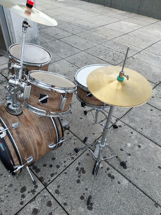 Vendo bateria junior millenium