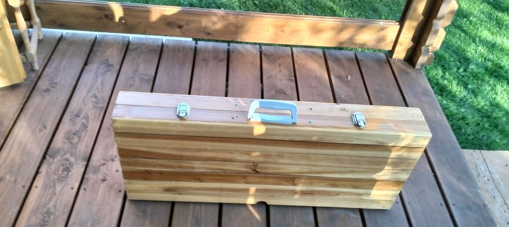 sprzedam stolik turystyczny walizkowyy