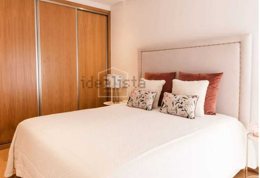 Cama de Casal  & colchao- 160x200