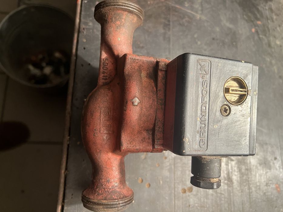 Pompa obiegowa do CO Grundfos