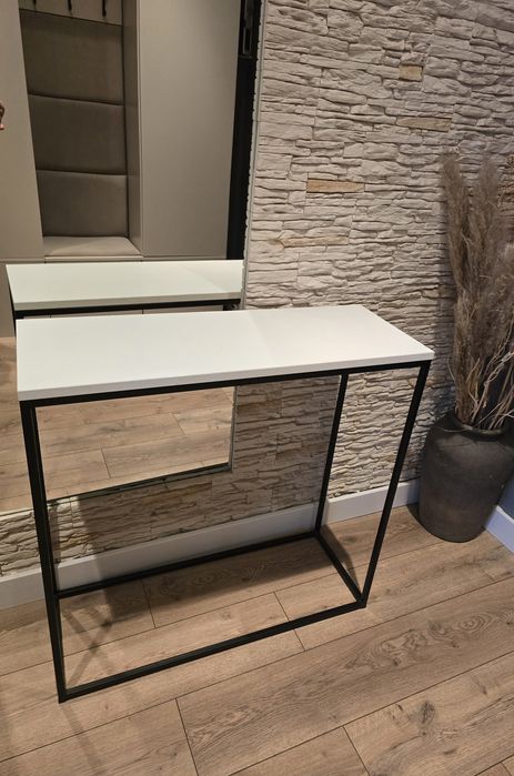 Konsola w nowoczesnym stylu Loft