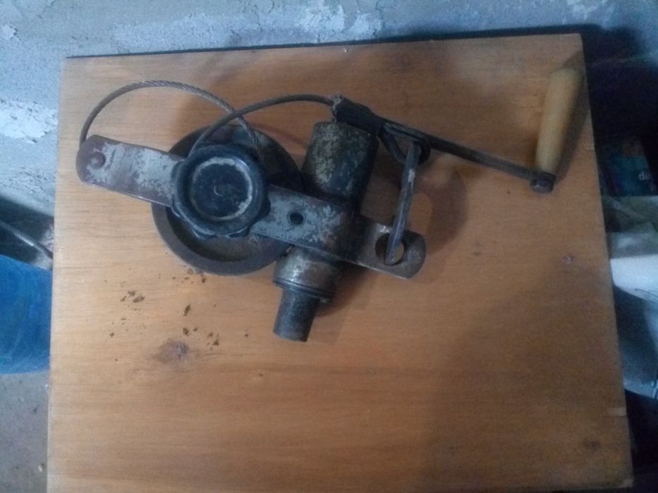 продам червячную лебедку