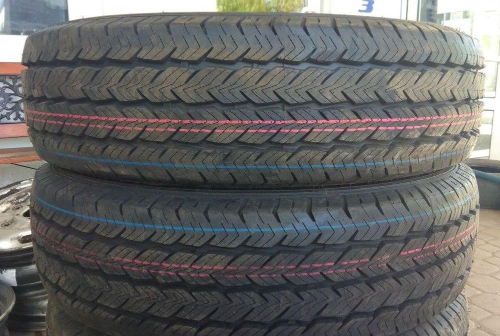 Шина 225/70R15C SUNFULL SF08 8сл. 112/110R (M+S)