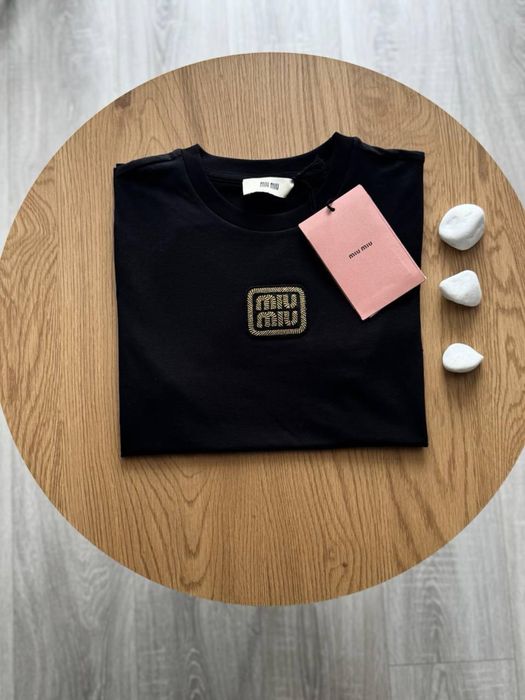 Розпродаж жіночої футболкт Miu Miu