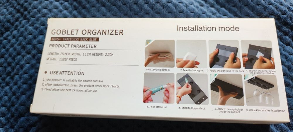 Wieszak na kieliszki do wina