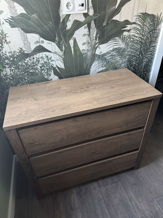 Szafa i komoda VEDDE Jysk