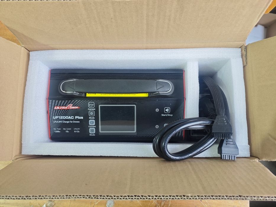 Зарядка АКБ UP1200AC PLUS ULTRA POWER 6-12S 15А 1200Вт
