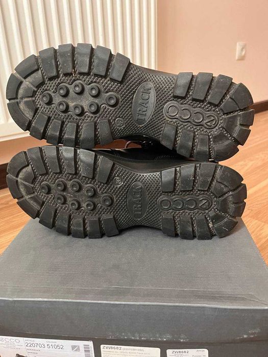 ECCO TRACK 30W size - 39EU: 9 500 грн. - Другие ботинки и