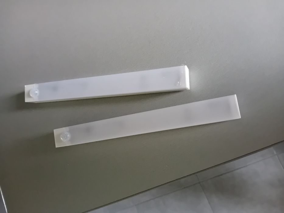 Lampki ledowe z czujnikiem ruchu