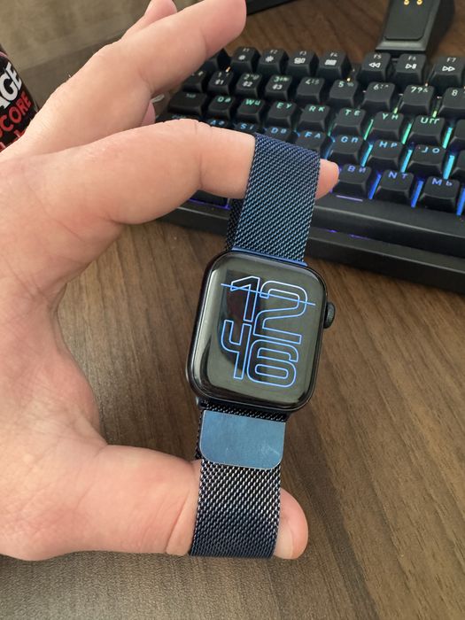 Apple watch SE 2 40 mm     GPS + Cellular (eSim)