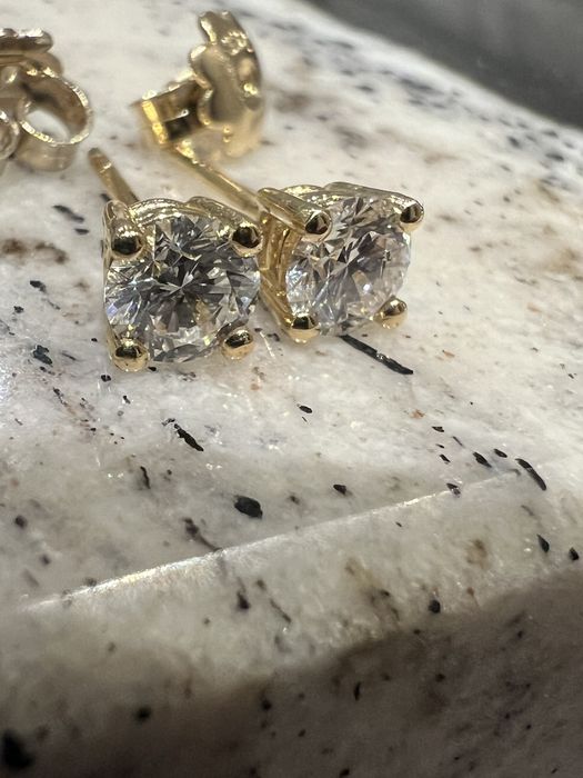 Kolczyki z brylantami 0,81 ct VVS
