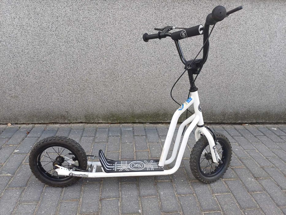 Hulajnoga HyperMotion VIVA 12 biała, pompowane koła, 2 hamulce