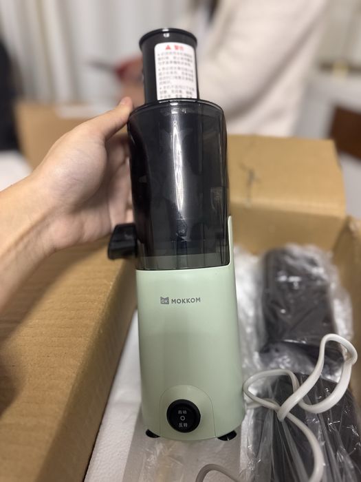 Máquina de sumos Mokkom