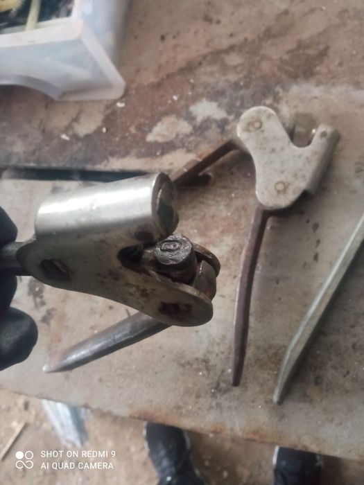 Plombownice   na ołowiane plomby