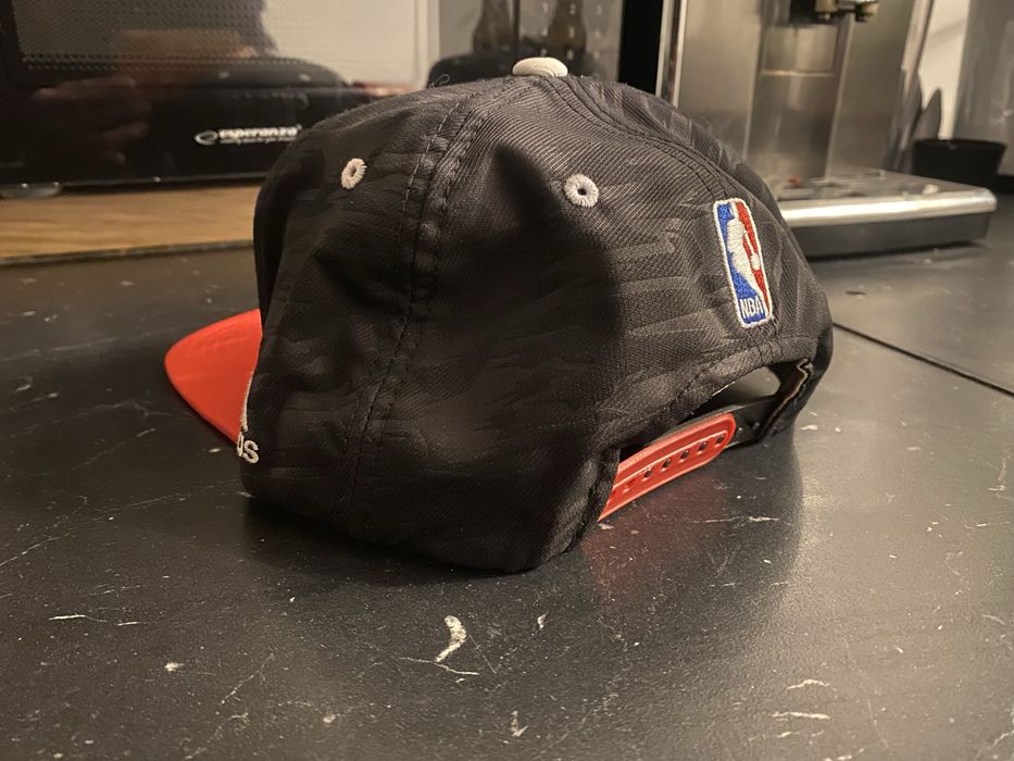 Adidas Chicago Bulls czapka snapback