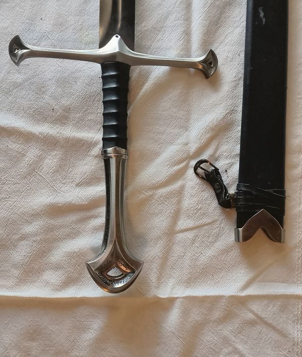 Replica Espada Anduril Senhor do Aneis