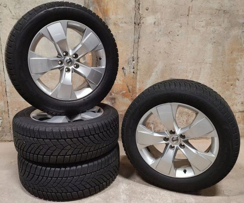 Felgi aluminiowe 18 Volvo Xc40 XC60 5x108 Et 50,5 Oryginalne