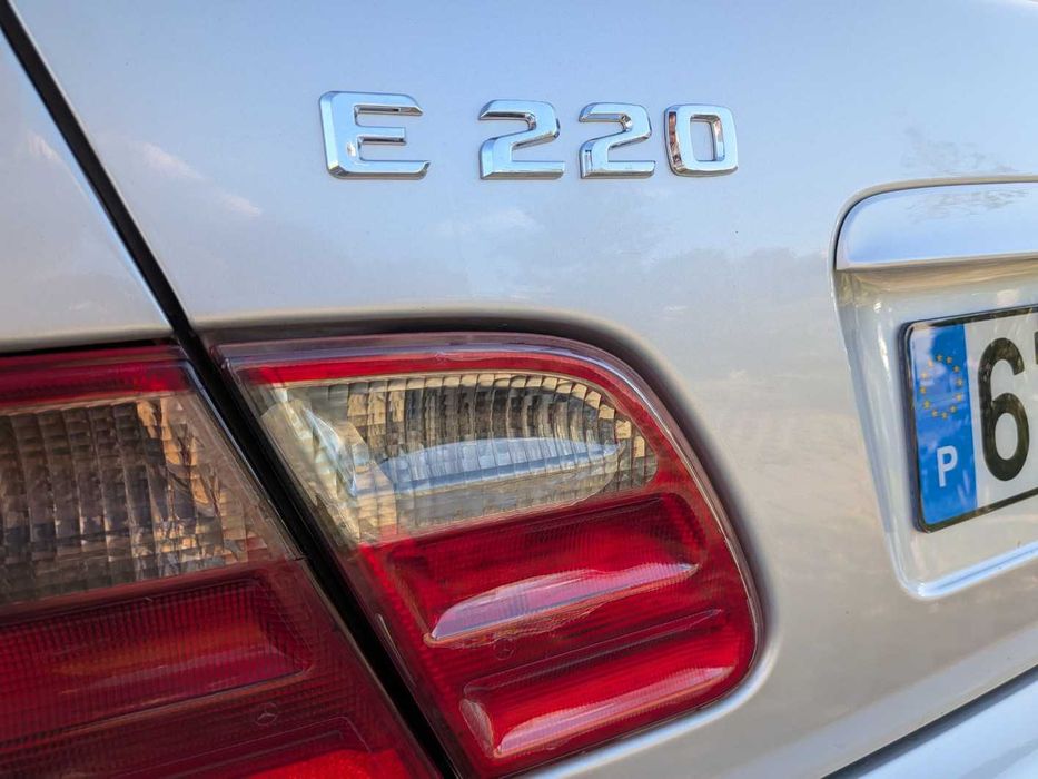 Mercedes W210 E220