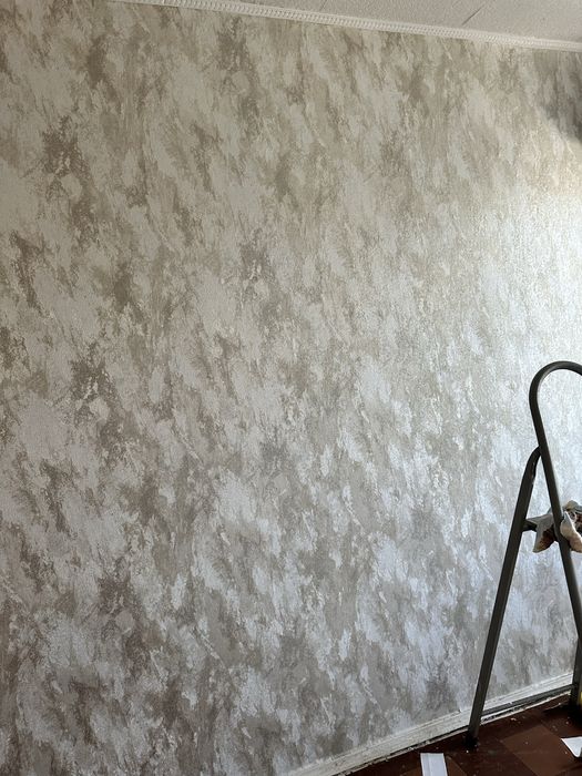 Поклейка обой шпалер 3д