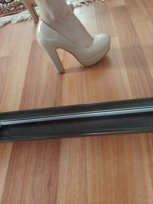 Туфлі. Туфли на каблуке. Туфли