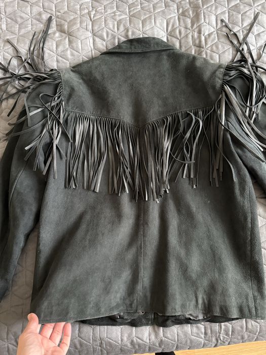 Замшева куртка , жакет замшевий з бахромою Massimo dutti