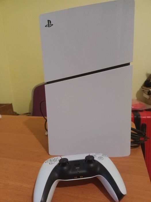 Sony PlayStation 5 Slim Digital Edition 1TB White