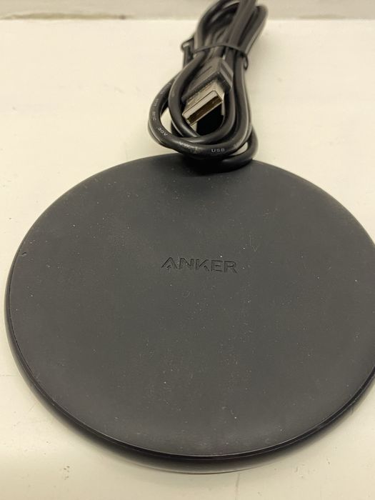 Бездротова зарядка Anker PowerWave 7.5 (A2503)
