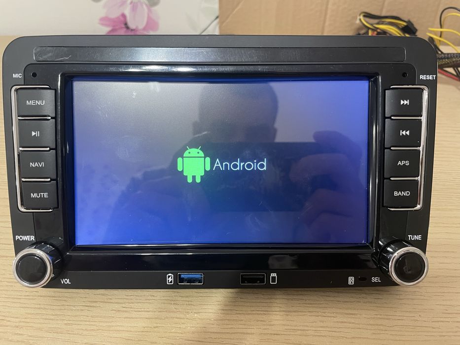 Автомагнитола штатна 2/64 ГБ Фольсваген Шкода Сеат для Volkswagen