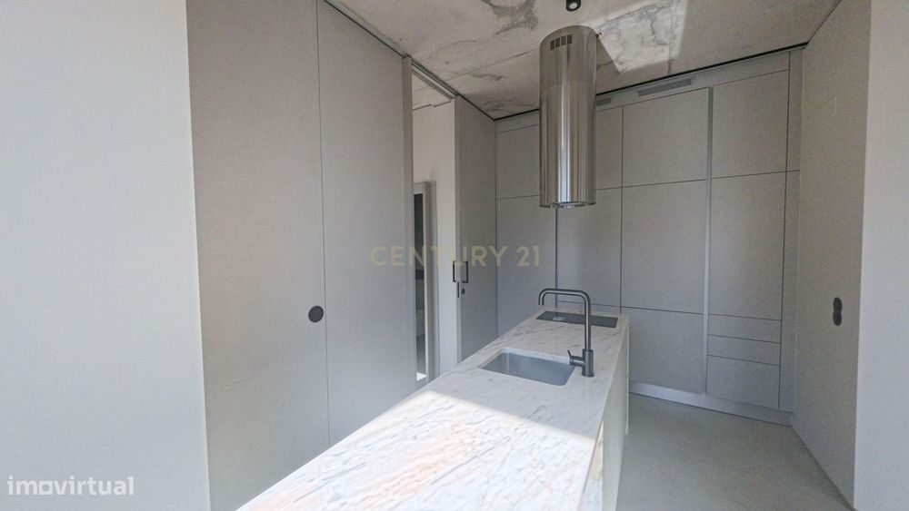 Apartamento T1 novo, no centro de Viseu