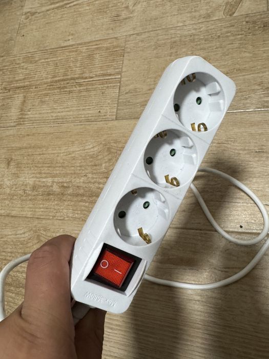 Tomada extensao com 3 acessos