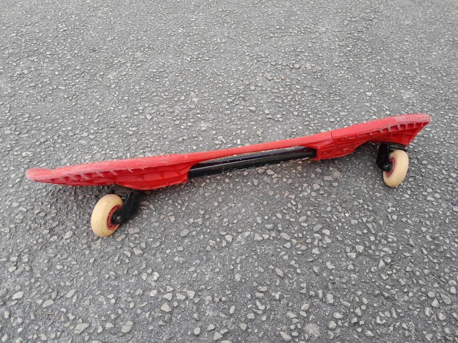 Skate 2 rodas vermelho