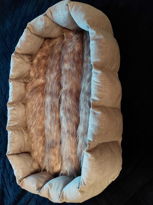 Лежанки для домашніх улюбленців