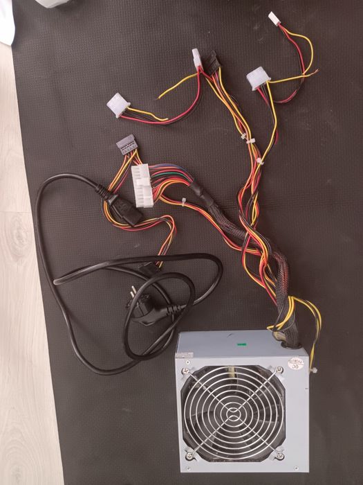 Блок живлення 400w, робочий.