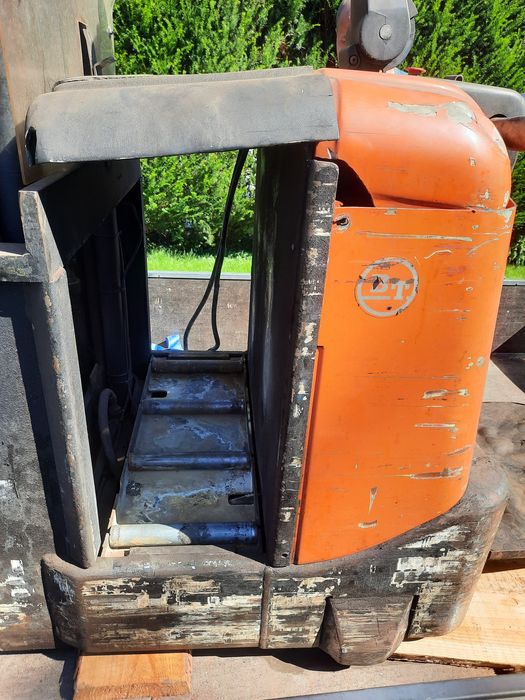 Wózek elektryczny bt spe 160