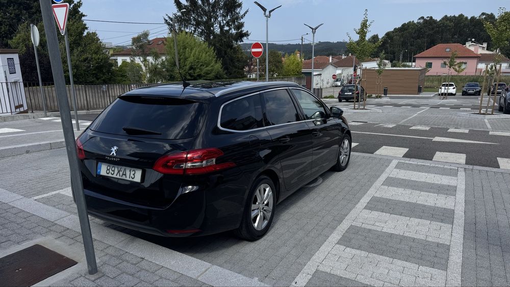 Peugeot 308 SW — fotografia 3