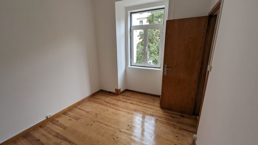 T1+1 Alcântara  arrendamento